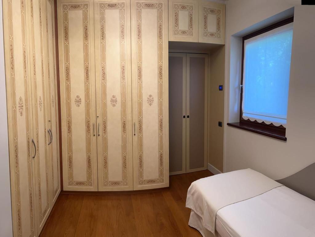 Airport Bea Rooms Azzano San Paolo Eksteriør bilde